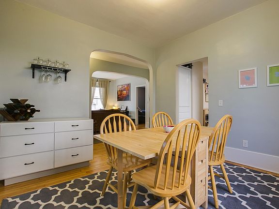 2nd image of 1123 Chatsworth St N #1