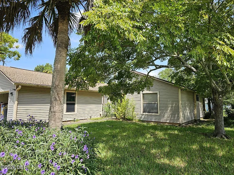 621 Cole Dr — Photo 1