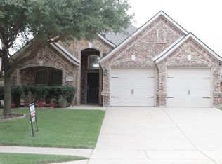 2513 Flowing Springs Dr, Fort Worth, TX 76177
