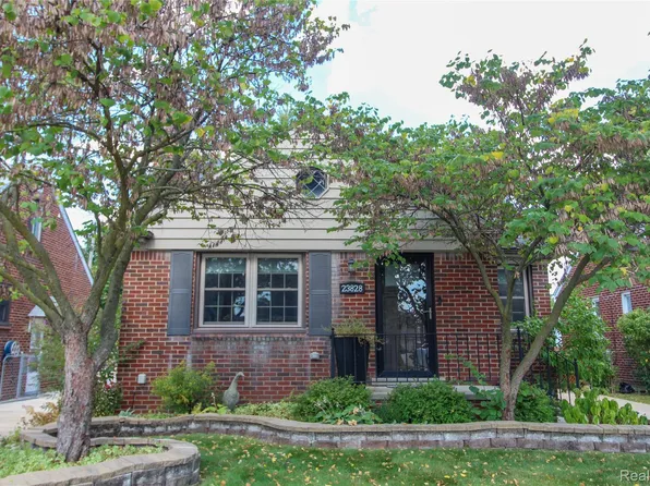 23828 Edward St, Dearborn, MI 48128
