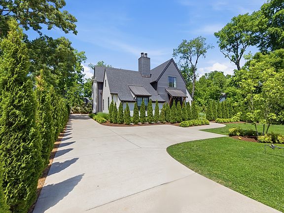2nd image of 1138 Brookmeade Dr