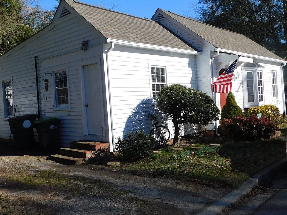 2nd image of 105 Indian Springs Rd