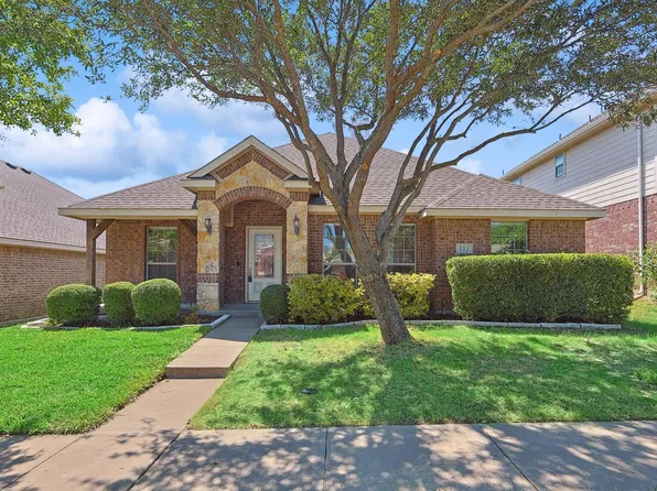 117 Brook Hollow Ln, Red Oak, TX 75154