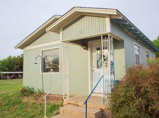 1202 Avenue F, Cisco, TX 76437