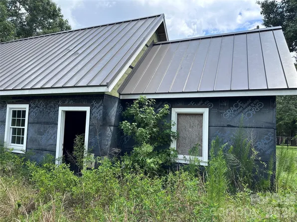 2081 Cane Mill Rd, Lancaster, SC 29720