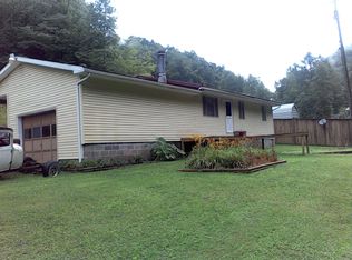 225 Right Fork Of Rockhouse Crk, Elkhorn City, KY 41522