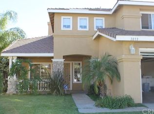 1033 Autumnwood Ln, Perris, CA 92571