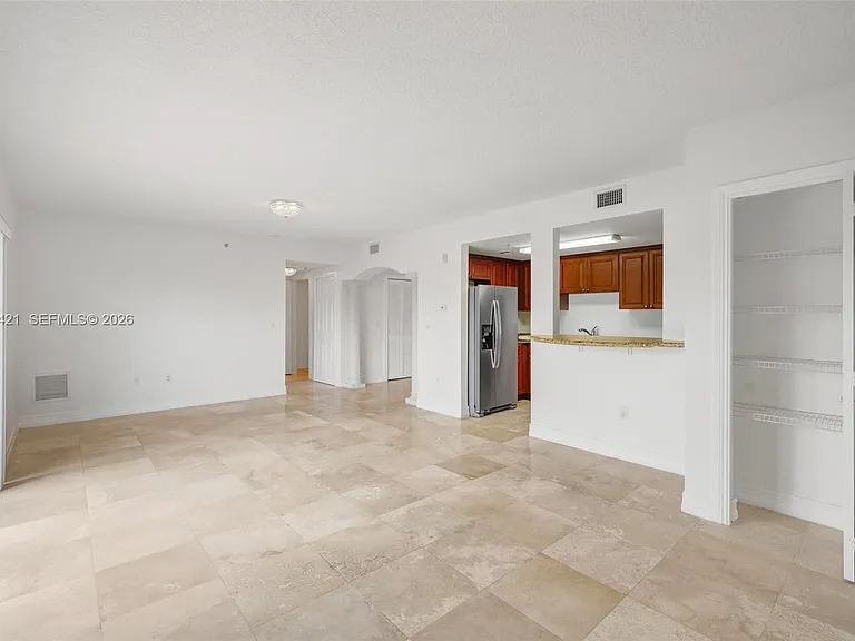 101 Sidonia Ave #404 — Photo 12