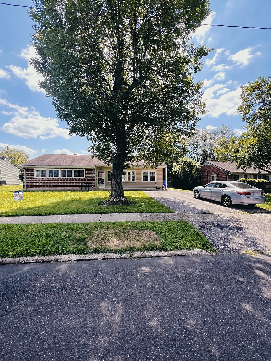 4382 Buckfield Ter photo 1