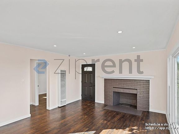 3rd image of 682 Kern St