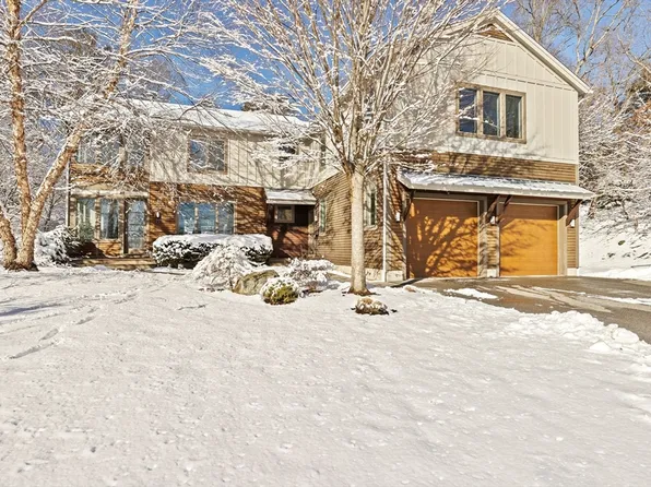 71 Wiswall Rd, Newton, MA 02459