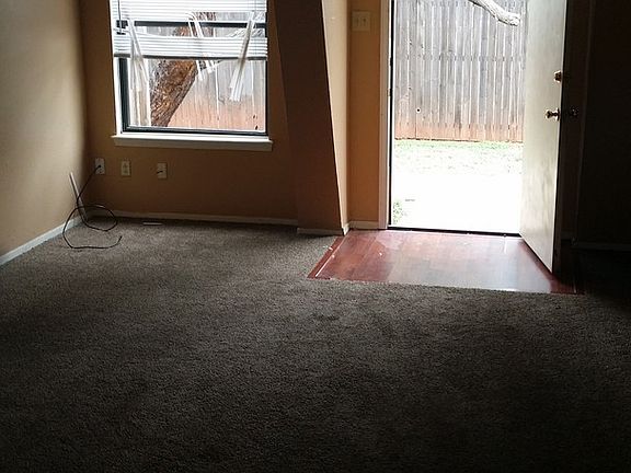3rd image of 3573 Yale Ave