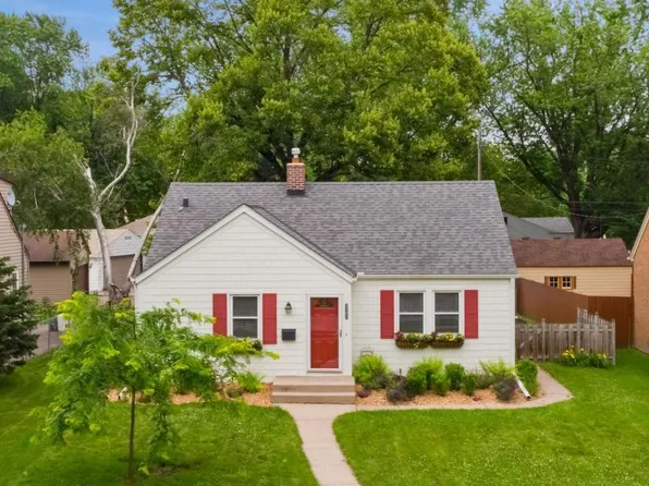 3307 Benjamin St NE, Minneapolis, MN 55418