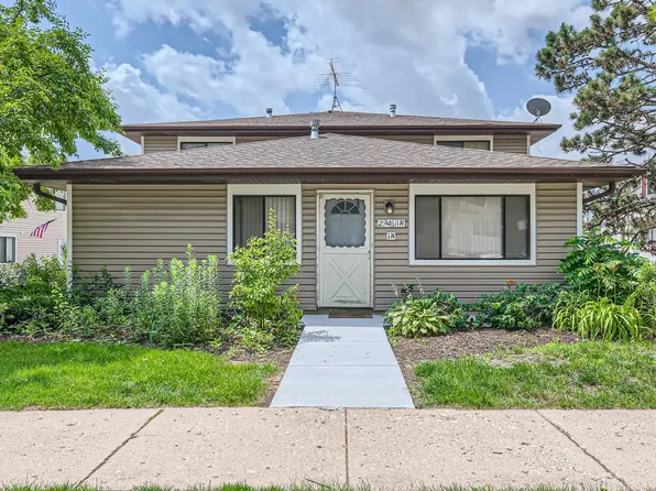 29W611 Winchester Cir N Unit 1, Warrenville, IL 60555