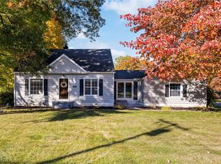 791 Center Rd, Akron, OH 44319