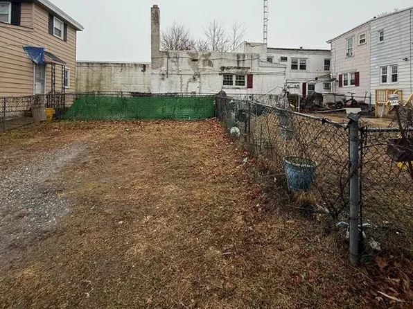 70 MILES AVENUE, HAMILTON, NJ 08610