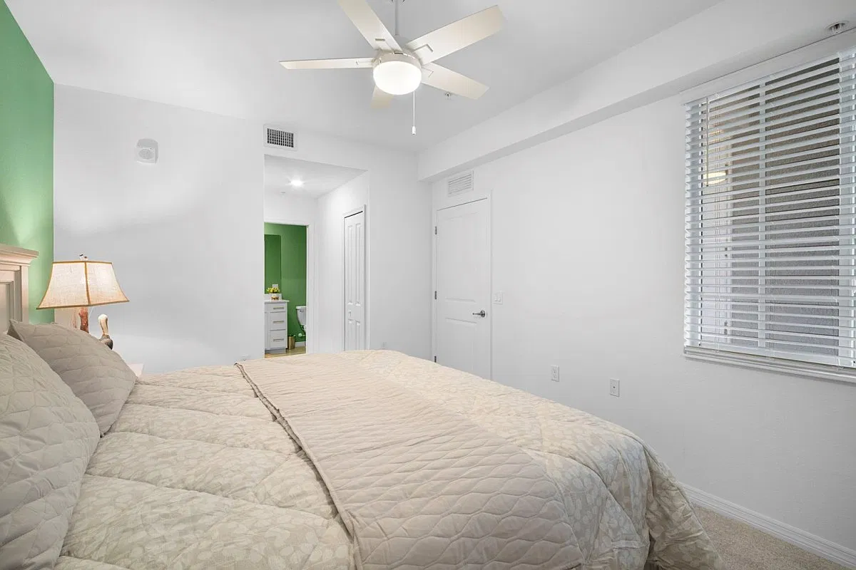 2 bed, 1154 sqft, $6,000 — Photo 4