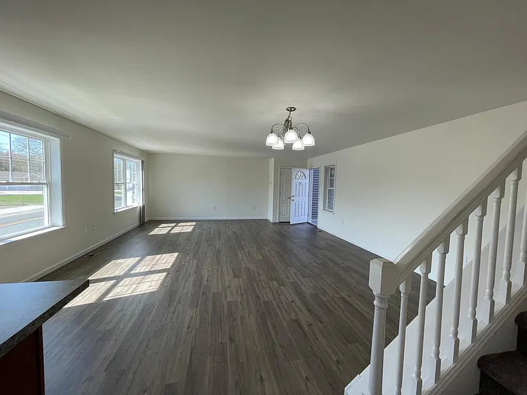 18 Goshen Rd #6 — Photo 5