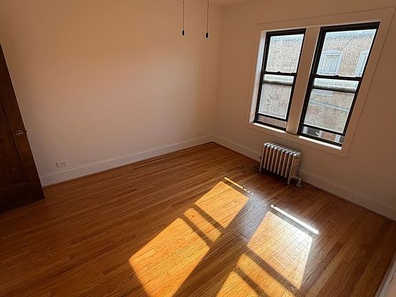 4th image of 4514 N Paulina St APT 3E