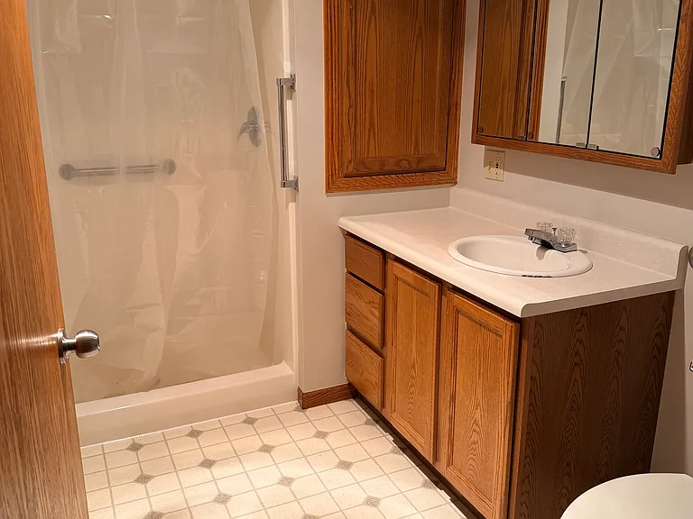 580 S Maple St #106 — Photo 5