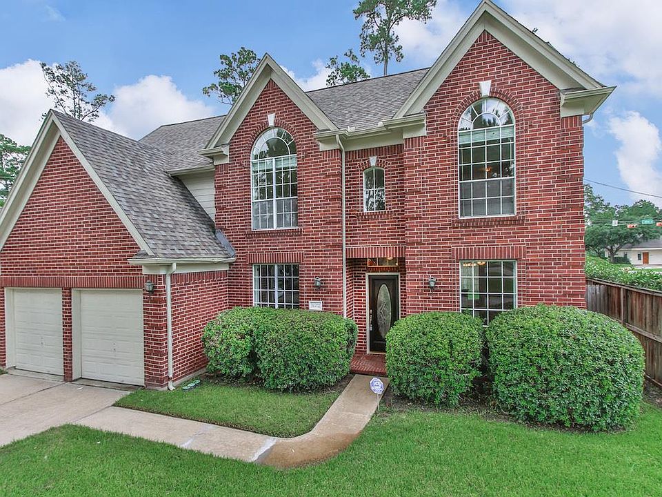 1st image of 10702 Castle Hills Ct