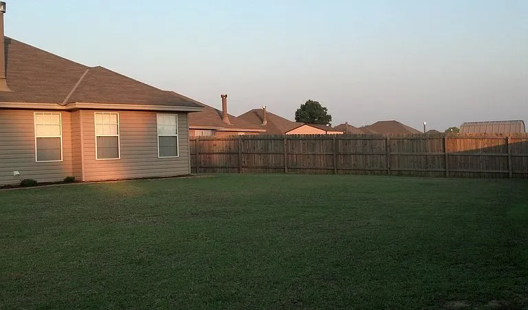197 Barnes Ct — Photo 2