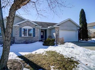 514 Galway Ter, Cottage Grove, WI 53527
