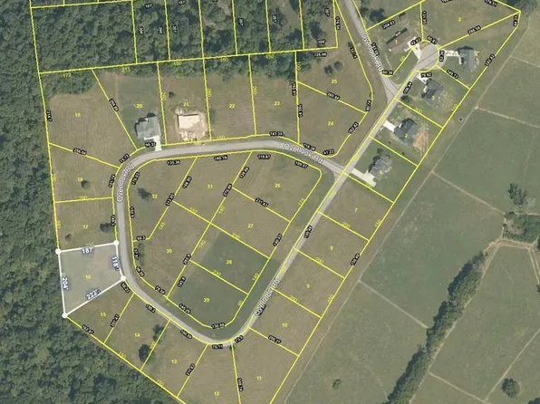 405 Overlook Dr, Dayton, TN 37321