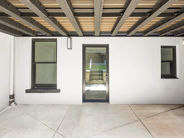 407 Adelphi St #1 — Photo 18