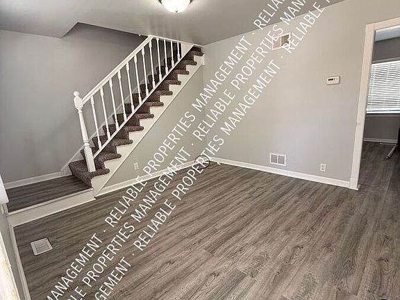 5th image of 6107-11 Ray Ave #2