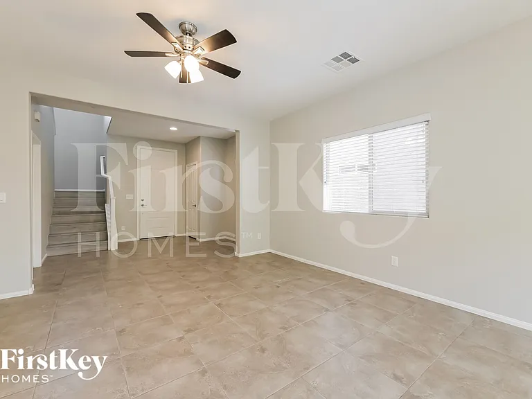 1417 Evans Canyon St — Photo 3