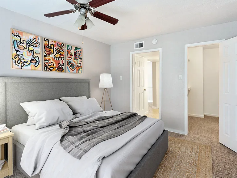 The Alora Apartments — Photo 32