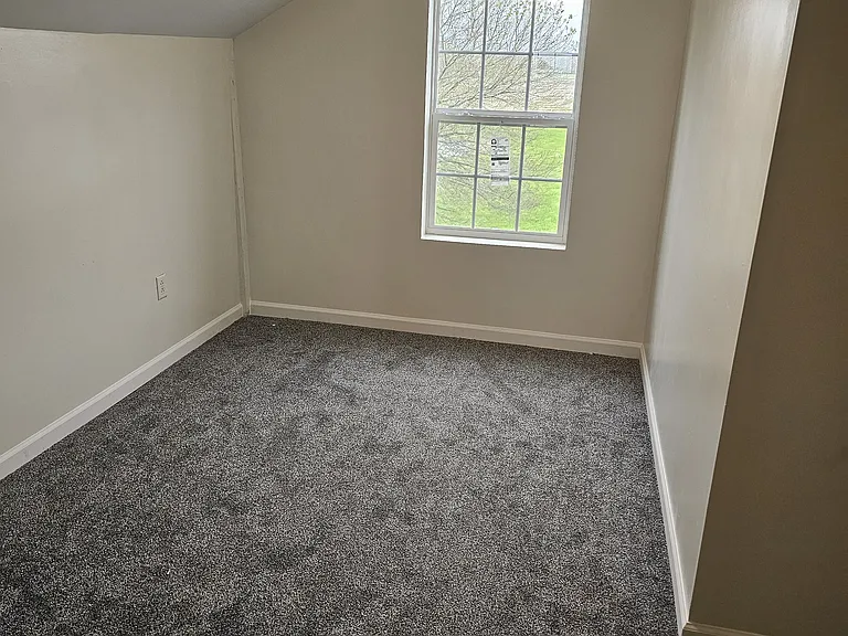 4906 Day Rd — Photo 18