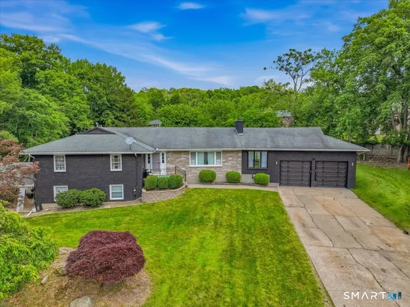41 Sunny Lane, Meriden, CT 06450
