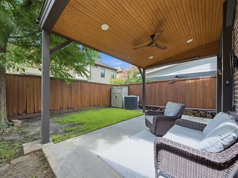 5929 Kansas St — Photo 27