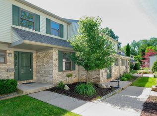 3847 Greenleaf Cir, Kalamazoo, MI 49008
