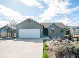 1800 6th St SE, East Wenatchee, WA 98802