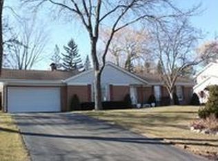 761 Grand Ave, Thiensville, WI 53092
