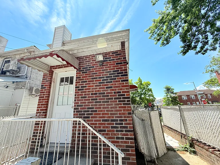 241 Highlawn Ave #1A — Photo 7