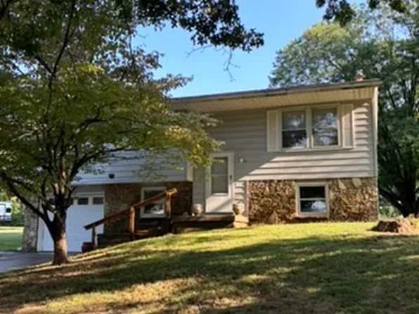 116 S Pine Cone Ct, Ellettsville, IN 47429