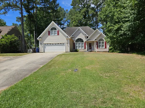 2205 Brownstone Rd, Sanford, NC 27330