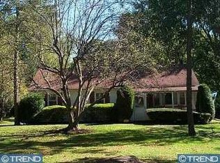 904 Valley Rd, Blue Bell, PA 19422