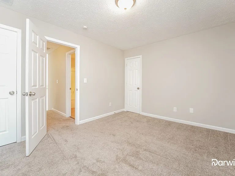 610 Pebble Blvd — Photo 10