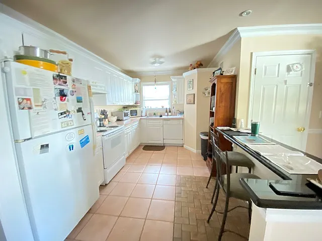 18 Hillcrest St #2 — Photo 17