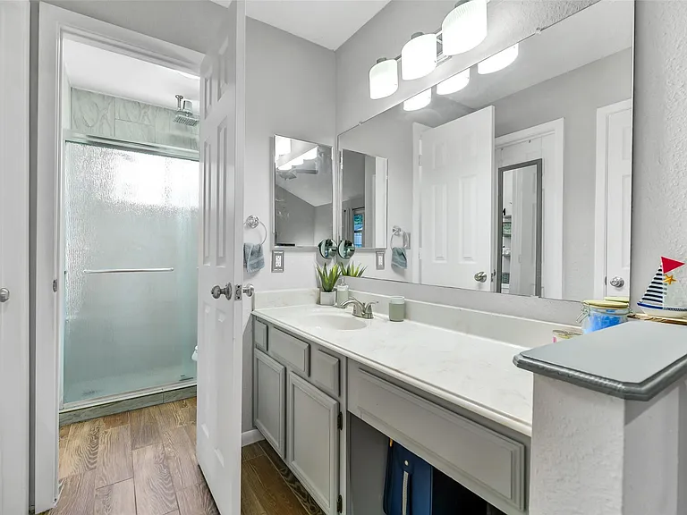 710 Razee Ct — Photo 18