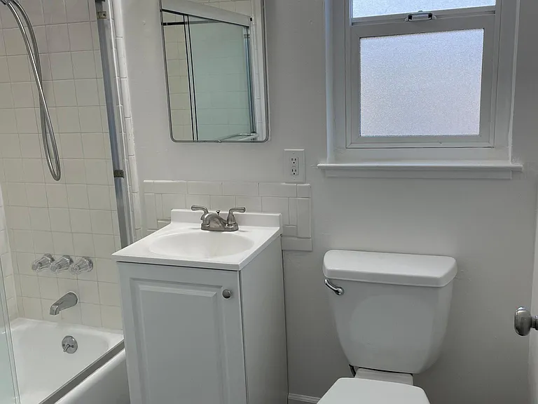324 Standish St #3 — Photo 9