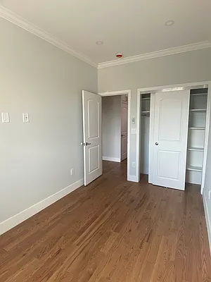 Rented by Hudson Exclusive Inc | media 38