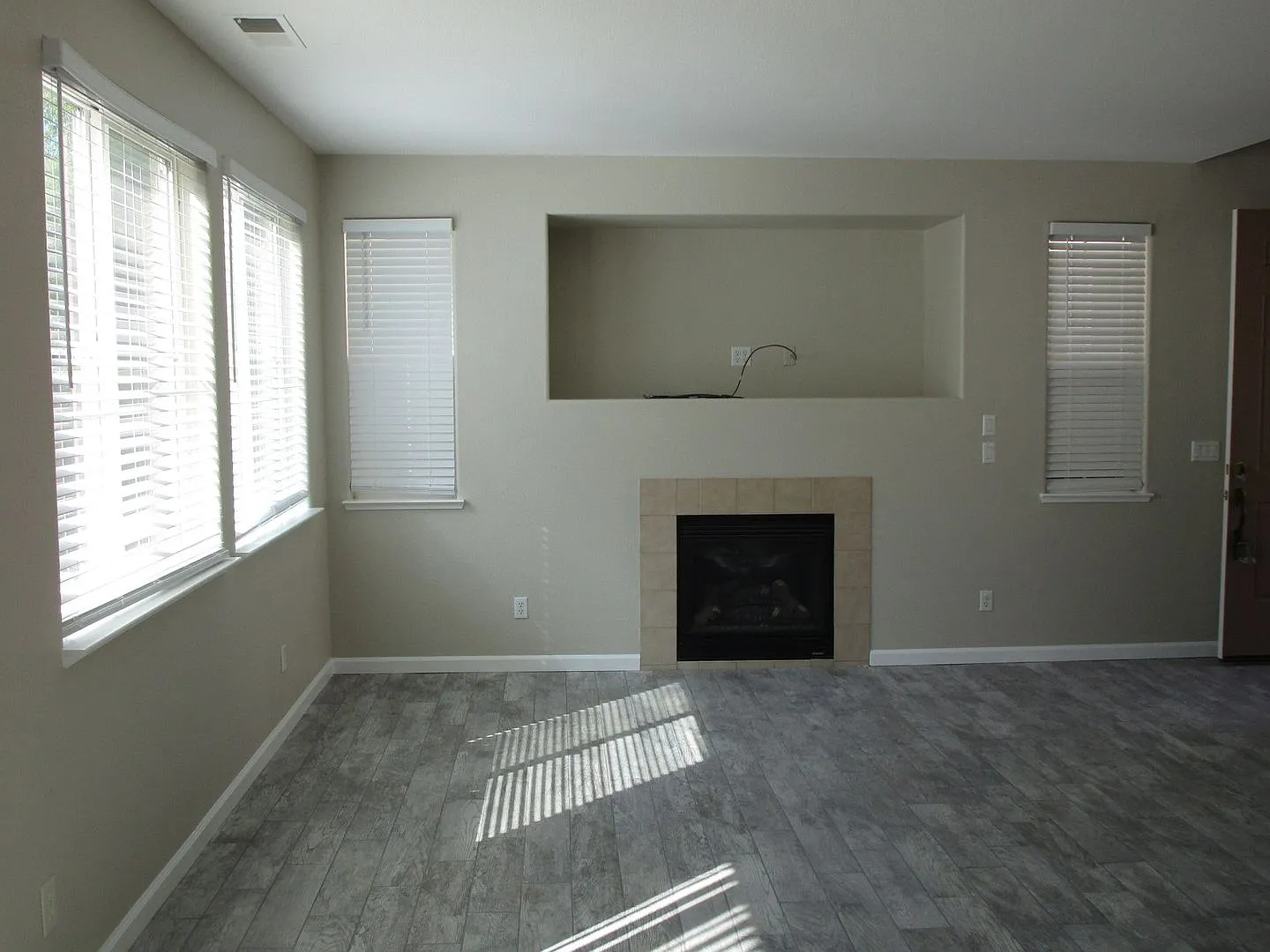 Siena- Green Valley Home — Photo 2