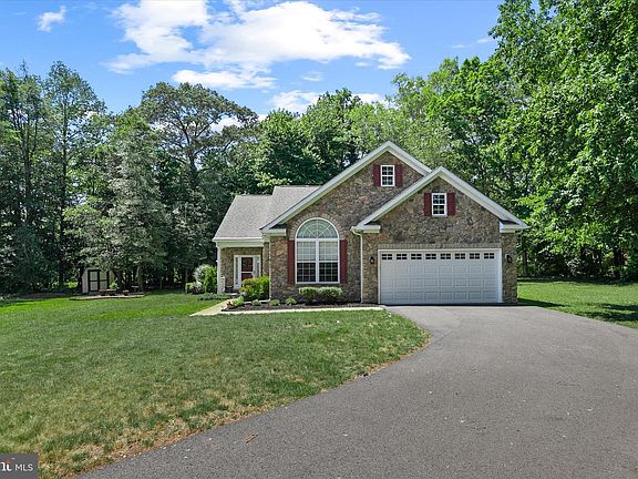 2nd image of 30505 Oak Ridge Dr