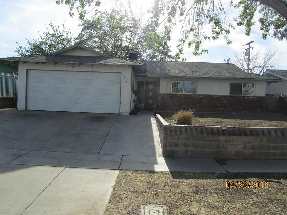 2nd image of 38521 2nd St E